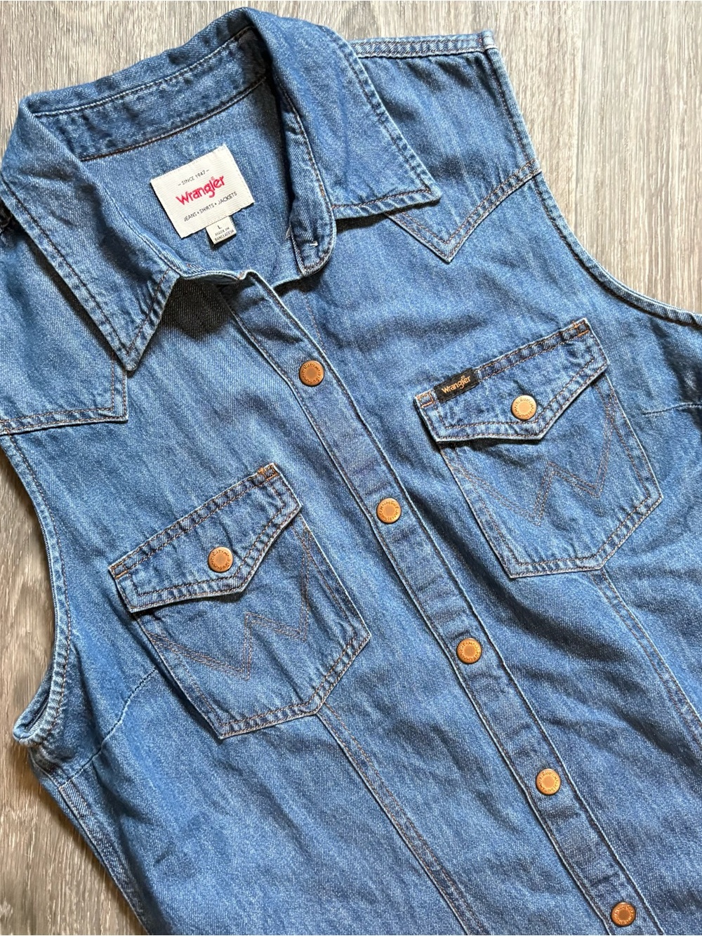 Wrangler Women's Denim Shift Dress Blue Cowgirls Rancho Rodeo Women's - Picture 3 of 5